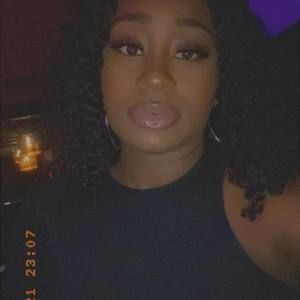 Meet your Posher, Shanae